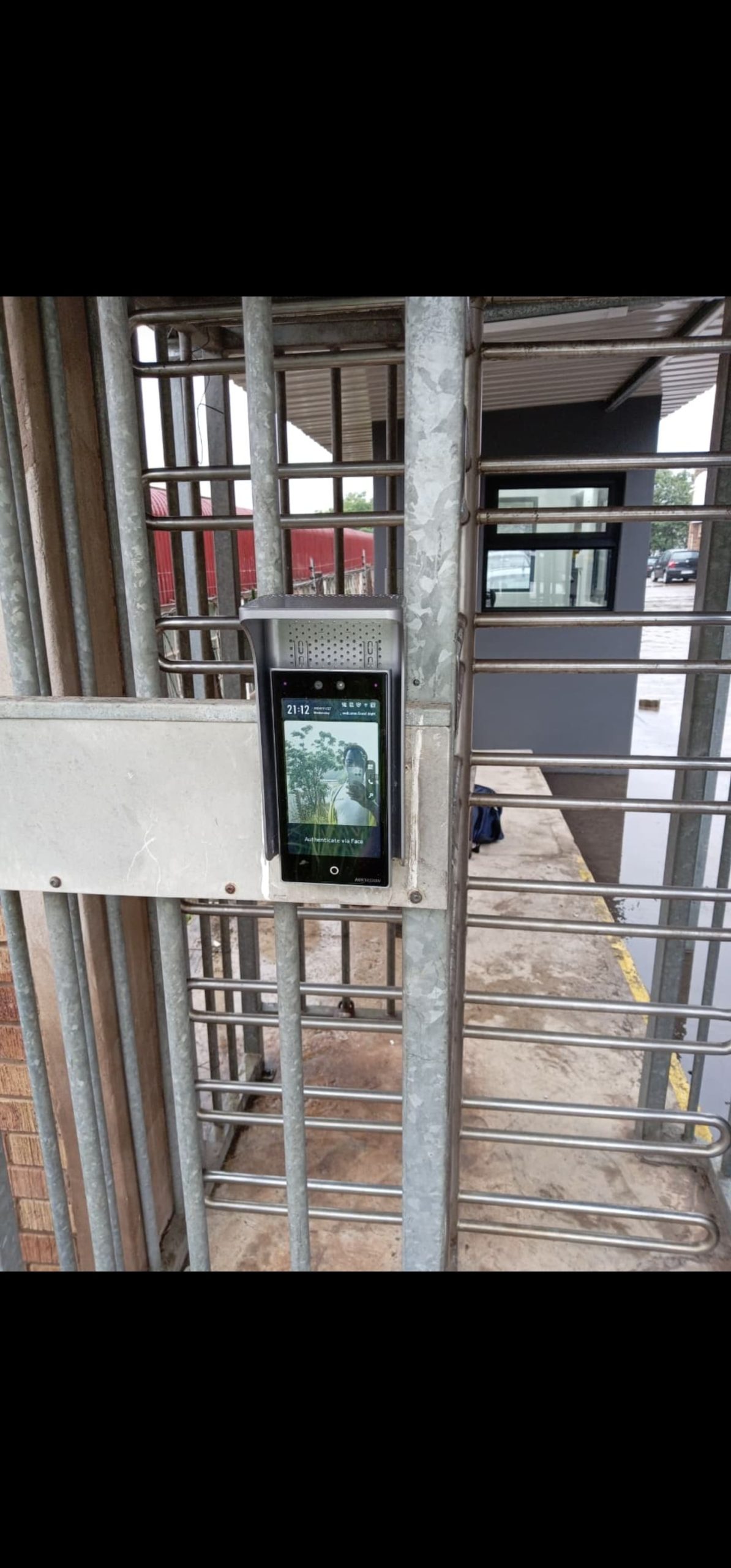 Screenshot_20250421_131732_WhatsApp